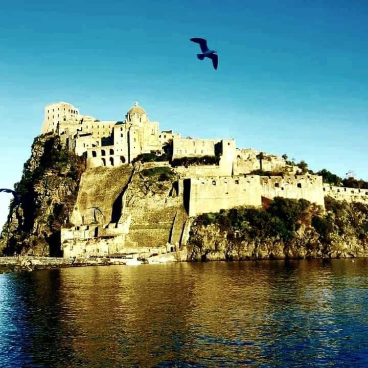 Appartamento Sul Mare Ad Ischia Ponte 外观 照片