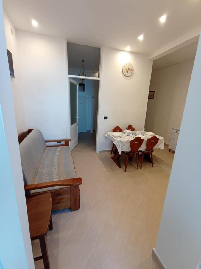 Appartamento Sul Mare Ad Ischia Ponte 外观 照片