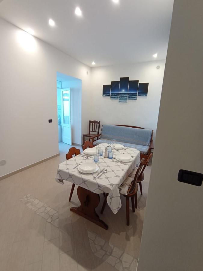 Appartamento Sul Mare Ad Ischia Ponte 外观 照片